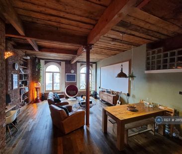 1 bedroom flat to rent - Photo 1