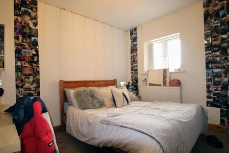 6 bedroom semi-detached house to rent - Photo 5