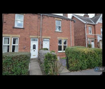 3 bedroom terraced house to rent - Photo 3