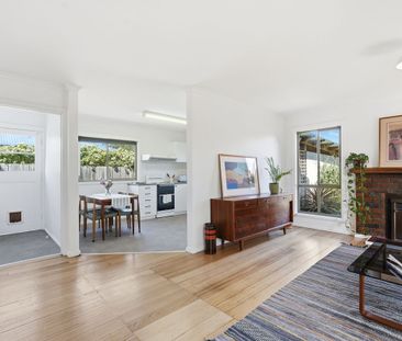 Charming 3-Bedroom House for Lease in Brighton - Photo 5