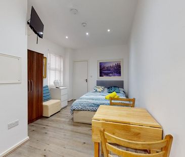 Studio to rent - Photo 6