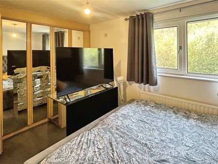 Turbill Gardens, Plymouth, Devon, PL7 - Photo 5