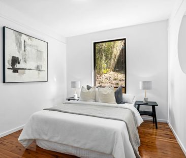 Classic Single-Level Home in Premier Tree-Lined Street - Photo 4