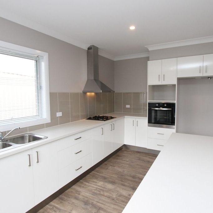 3 Bedroom Home - Available 11/12/25!!! - Photo 1