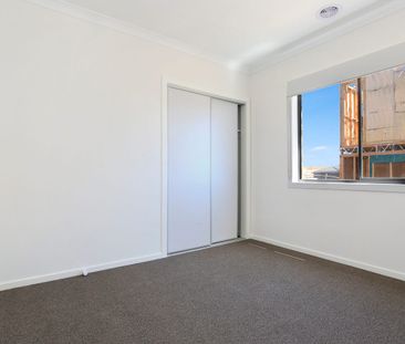 10 Ware Street, Mernda, Vic 3754 - Photo 5