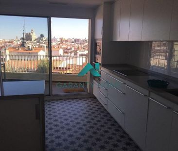 3 bedroom luxury penthouse for rent in Madrid, Spain - Photo 2