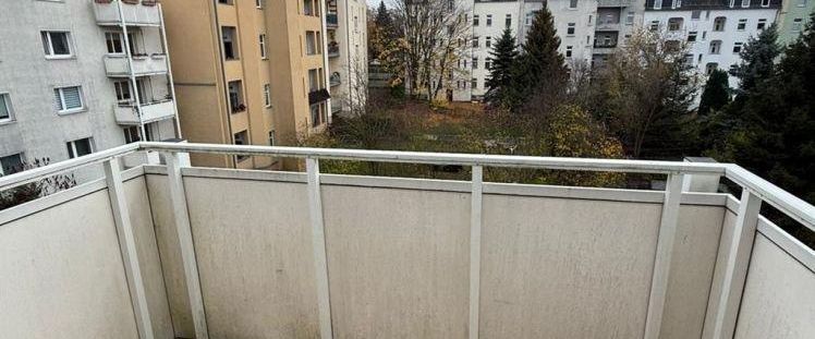 Gemütliche 3-Zimmer mit Balkon, Laminat und Wannenbad in ruhiger Lage! - Foto 1