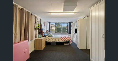 Charming home in Bray Park - Photo 5