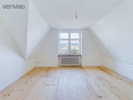 3.5-Zimmer-Attikawohnung mit Seesicht in der historischen Villa Abegg - Photo 2