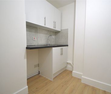 Barclay Road, Croydon, CR0 - Photo 6