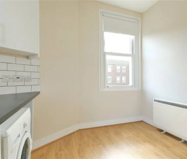 Ashenden Road - Photo 4