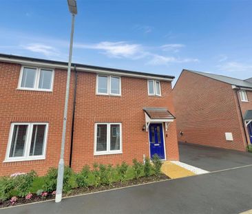 3 bedroom semi-detached house to rent - Photo 1