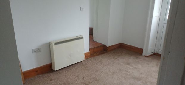 Player Street - Photo 1