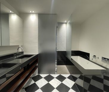 7.5 Zimmer, 177 m², 4. Stock - Photo 2