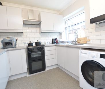 Melton Court, Hethersett, Norwich - Photo 1