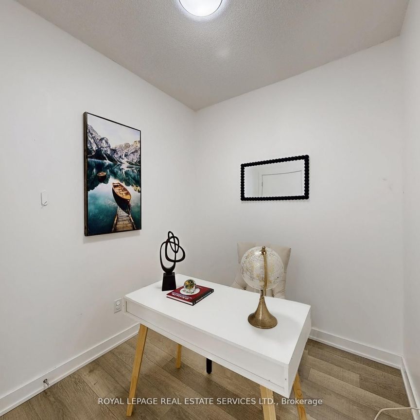 For Lease - 5230 Dundas Street Unit# 625A, Burlington, Ontario - Photo 1