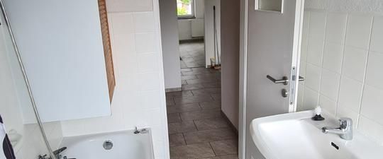 3-Zi-Whg Balkon, WHV Heppens, 200m Kurpark, 1.100 m Marinearsenal - Foto 1