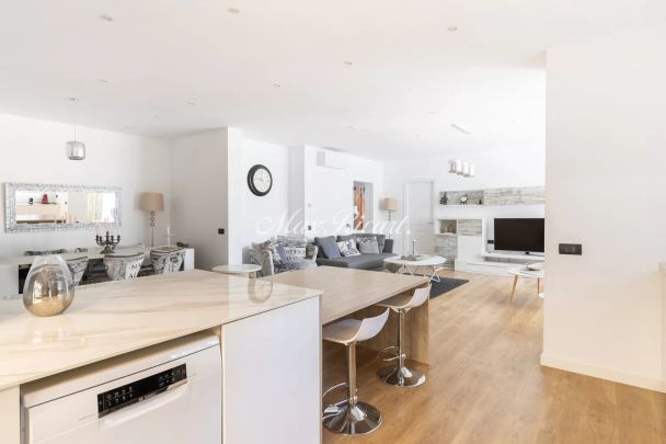 Reformado y con mucha luz en Pedralbes - Photo 1