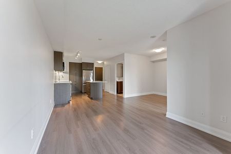 For Lease - 18 Graydon Hall Drive Unit# 904, Toronto, Ontario - Photo 2
