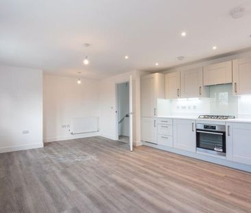 2 bedroom maisonette to rent - Photo 5