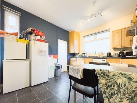 Talworth Street, Roath - Photo 5