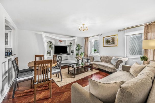 2 bedroom flat to rent - Photo 1