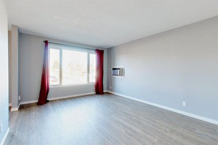 2 Bedroom Unit in Normandeau!! - Photo 3