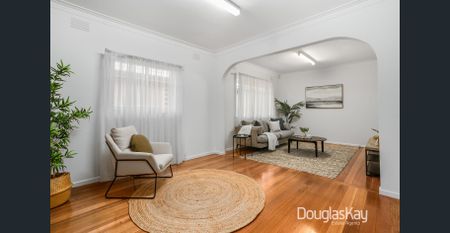 The Dream - Classic Family Home Superb home - Photo 5