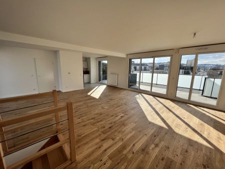 Duplex familial avec terrasses – 4 chambres à Issy-les-Moulineaux - Photo 3
