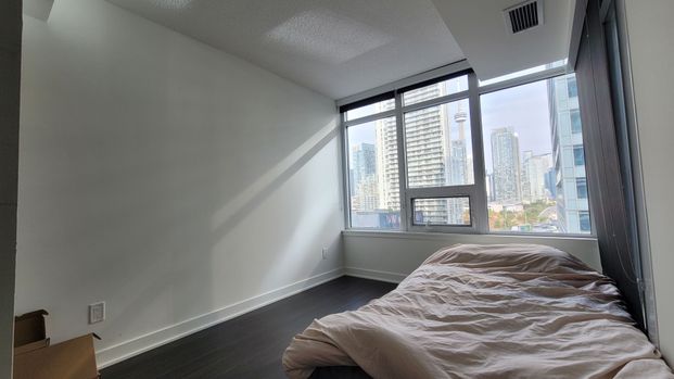 For Lease - 19 Bathurst Street Unit# 1009, Toronto, Ontario - Photo 1