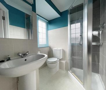 3 bedroom semi-detached house to rent - Photo 6