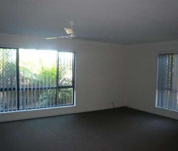 Exceptionally Positioned 4 Bedroom Home in Parkwood - Photo 3