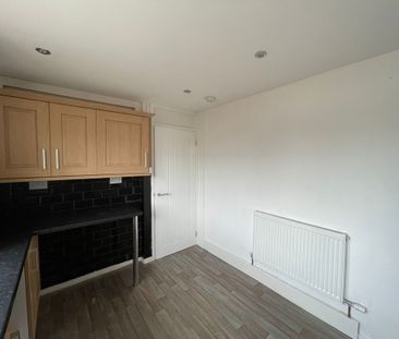 2 Bedroom Property To Rent - Photo 3