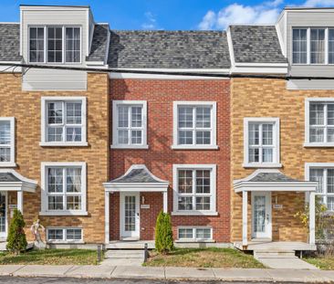 À louer / Maison à étages - Photo 1