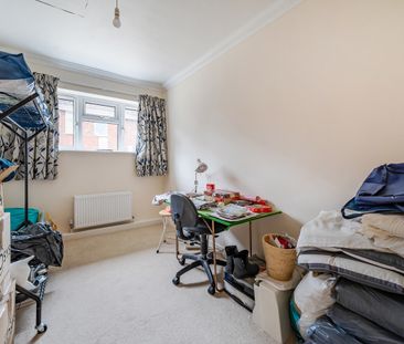 3 bedroom detached bungalow to rent - Photo 3