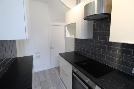 2 bedroom House To Let - Photo 5