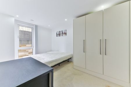 3 bedroom apartment to rent - Photo 4