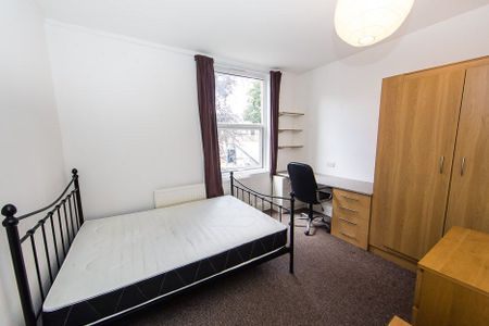 St Michaels Terrace, Headingley, Leeds - Photo 4