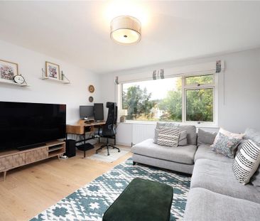 5 bedroom detached house to rent - Photo 4