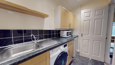 1 bedroom flat to rent - Photo 5