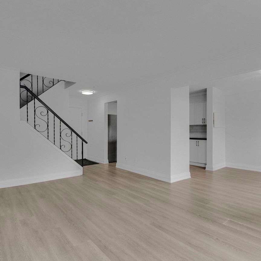 For Lease - 1140 Tavistock Drive Unit# 5, Burlington, Ontario - Photo 1