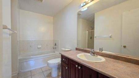 For Lease - 17 KENTLEY Street, Markham, Ontario - Photo 2