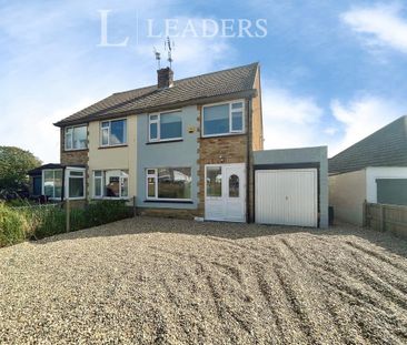 3 bedroom semi-detached house to rent - Photo 5