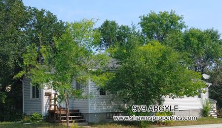 979 ARGYLE 2 BEDROOMS - Photo 4