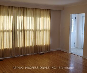 For Lease - 5 Rangoon Road, Toronto, Ontario - Photo 6