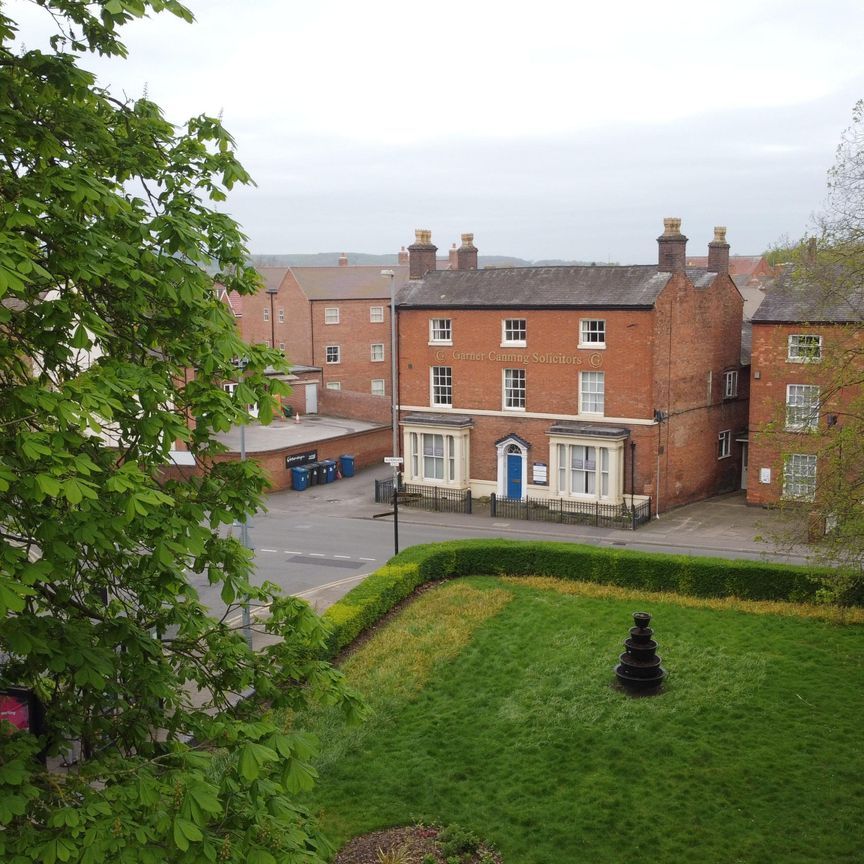 Mixed Use in Aldergate , Tamworth, B79 7DL - Photo 2