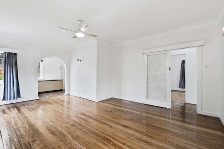 13 Bird Avenue, Northcote - Photo 4