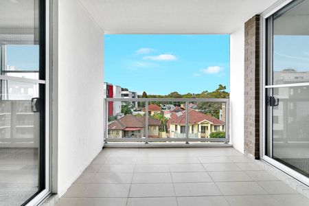 6/2-6 Robilliard Street, Mays Hill NSW 2145 - Apartment For Rent | Domain - Photo 5