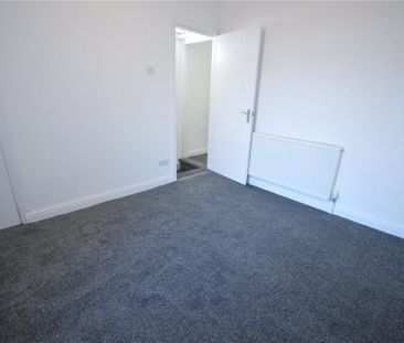 2 bedroom house to rent - Photo 2