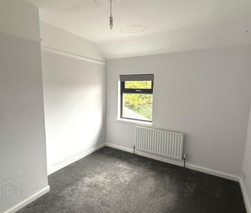 17 Lucerne Parade, Belfast, BT9 5FT - Photo 4